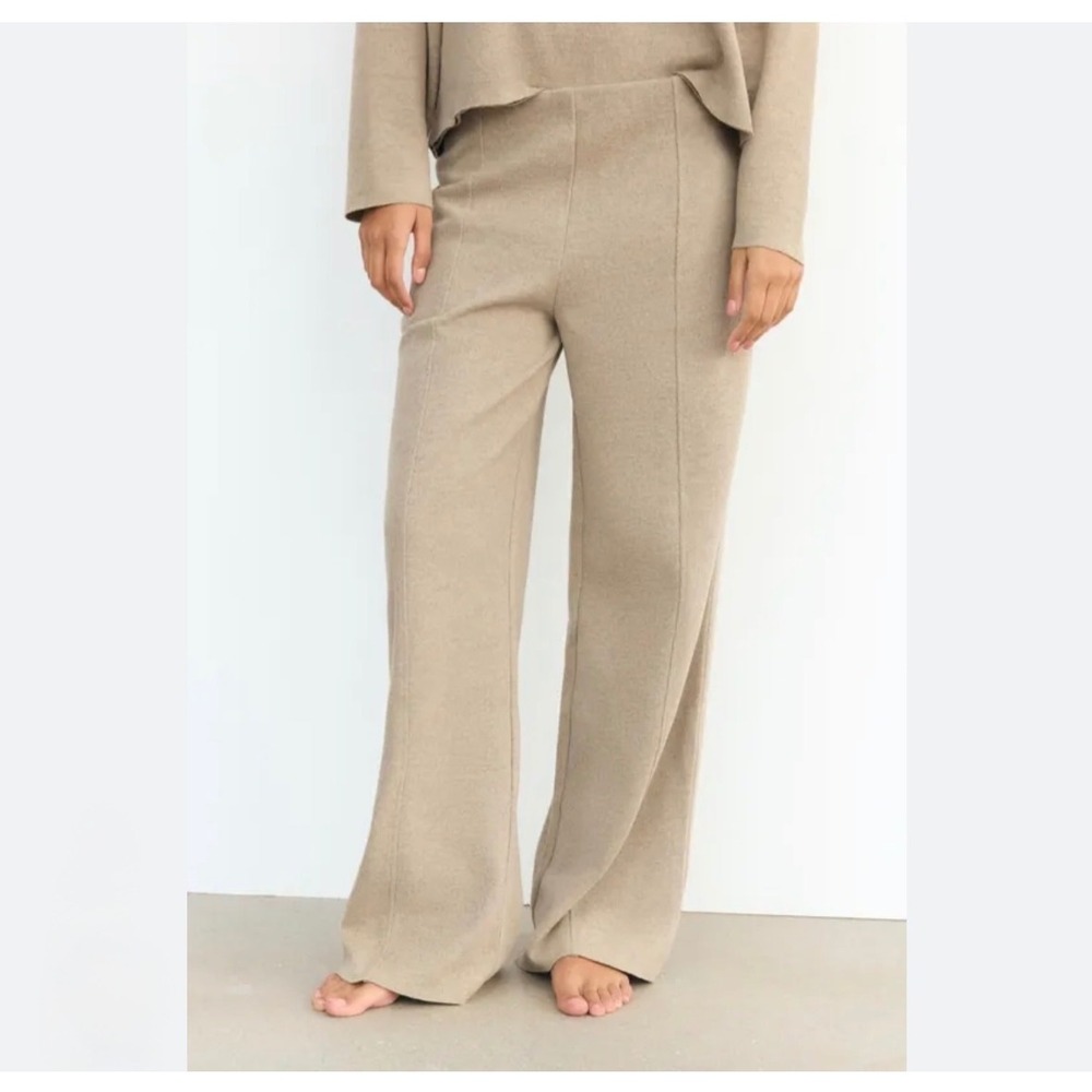 Zara Soft Knit Wide-Leg Pants Beige S Minimalist Neutral Travel Comfy Loungewear